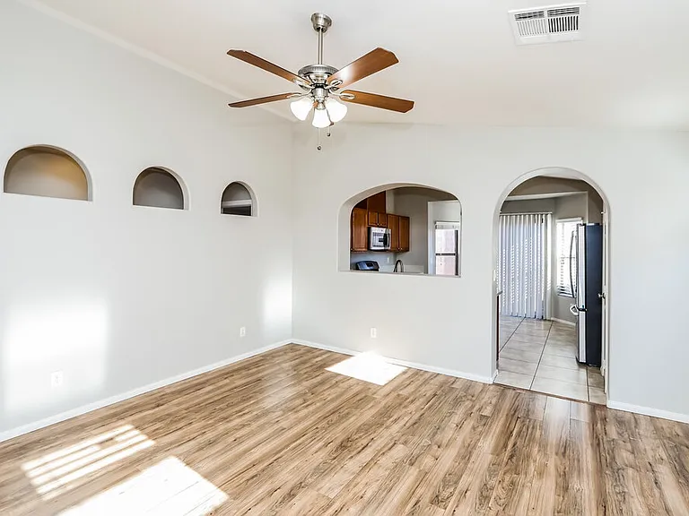 6468 Duck Hill Springs Dr — Photo 6