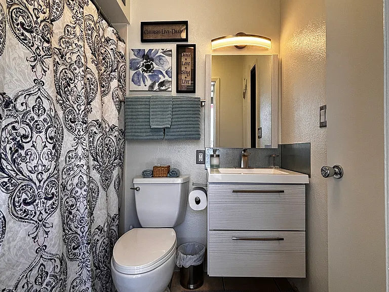 1031 N 78th Pl — Photo 28
