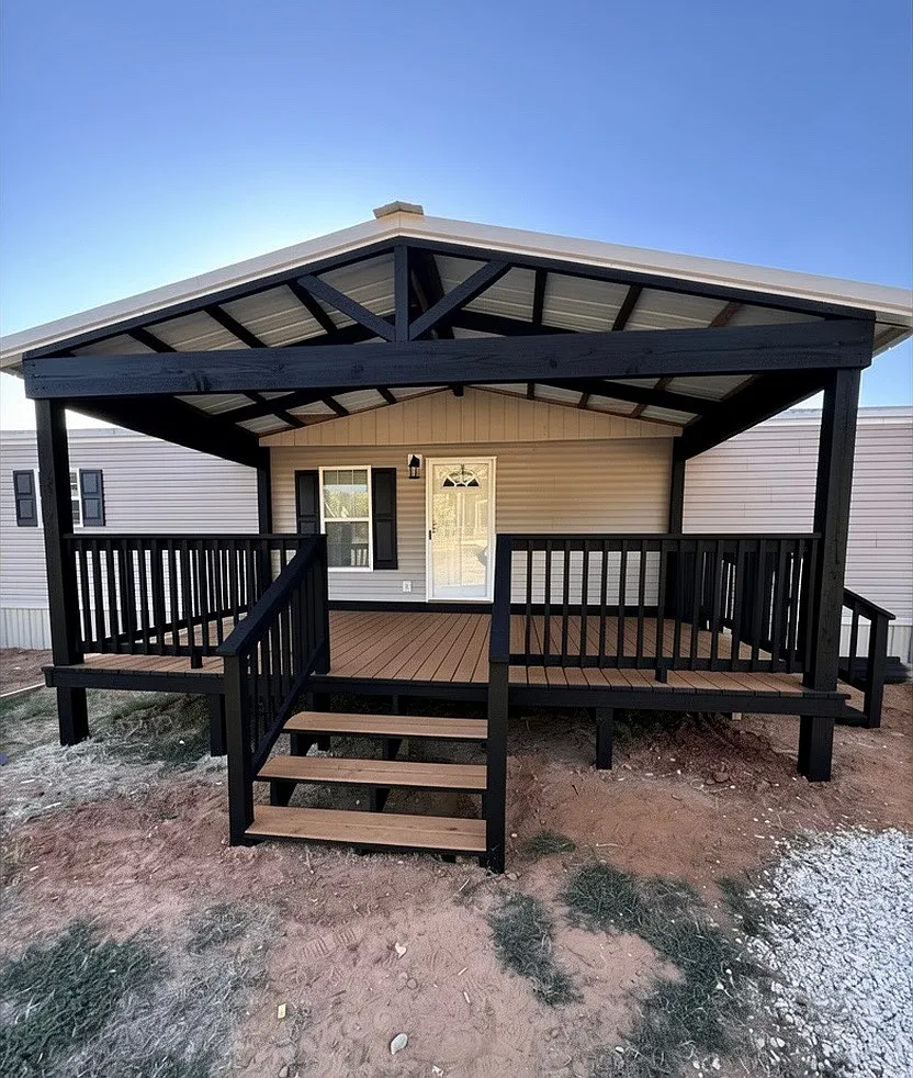 3 bed, 1280 sqft, $2,600 — Photo 1
