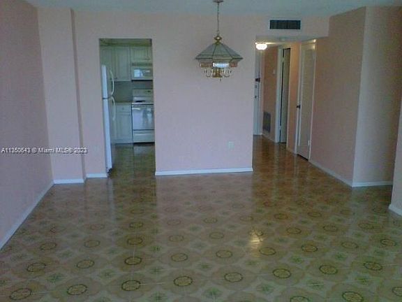 5th image of 18071 Biscayne Blvd APT 1903