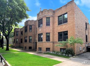 2607 W Hollywood Ave #2, Chicago, IL 60659
