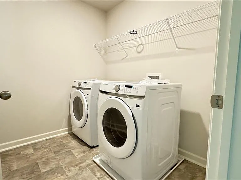 841 Highgrove Way — Photo 21