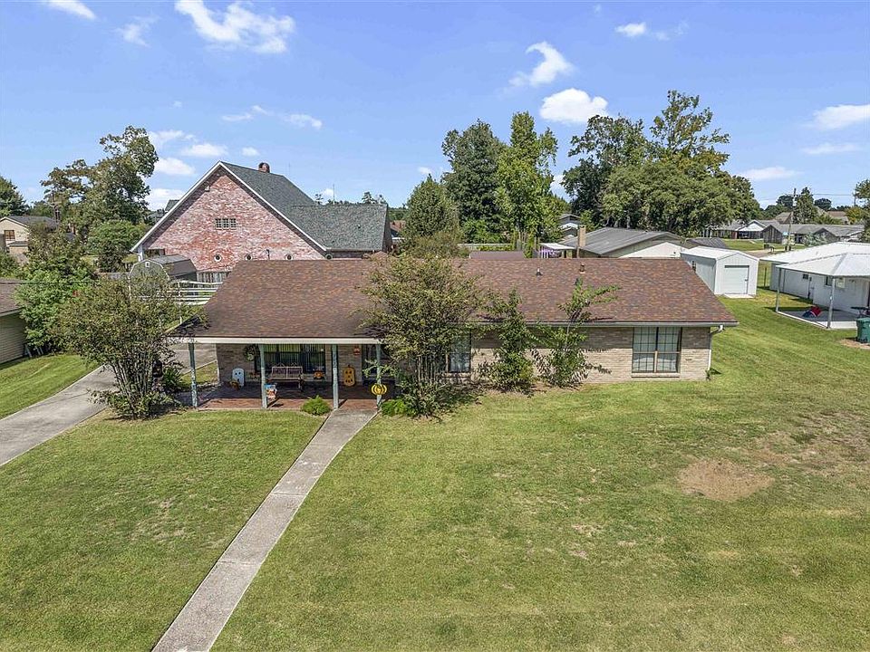 1st image of 2429 Rose Ln