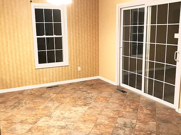 5th image of 187 Nina Ln