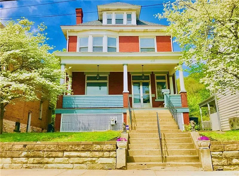 614 Penn St photo 1