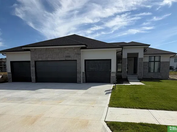 5517 N 213th Ave, Elkhorn, NE 68022