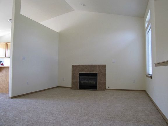 3rd image of 3318 58th Ave NE