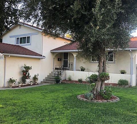 2nd image of 2271 Mesa Verde Dr