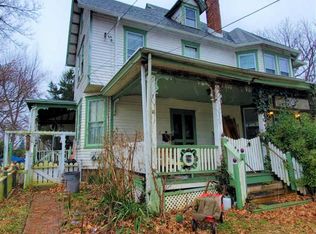 1030 Sunset Ln, Bensalem, PA 19020