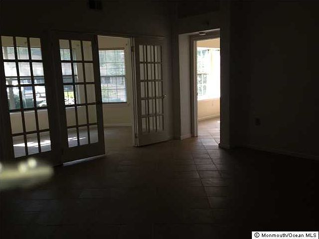 2nd image of 1031A Thornbury Ln