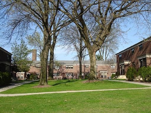 2nd image of 7620 Springfield Blvd #1