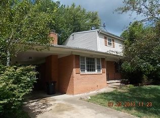 7022 96th Pl, Lanham, MD 20706