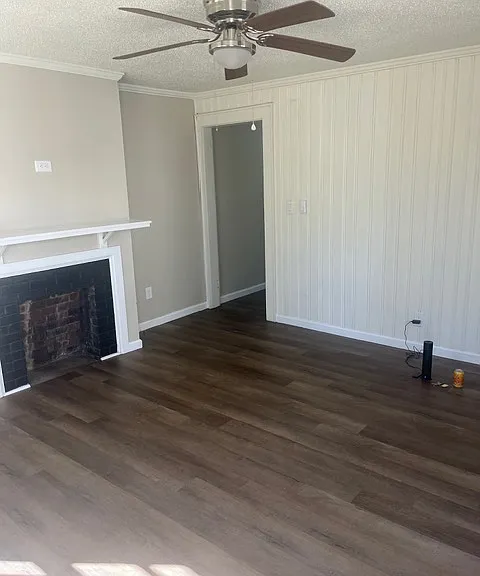 1219 10th St NE #1219 — Photo 9
