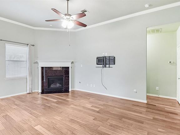 4th image of 2552 Blue Heron Circle