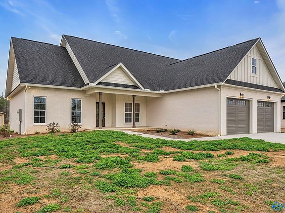 2nd image of 140 Gavins Way