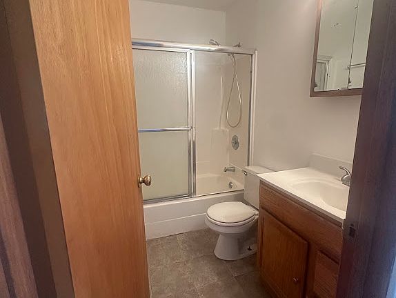 3rd image of 5637 Saint James Ct #2