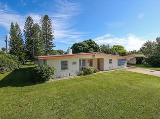 1770 Dawn St, Sarasota, FL 34231