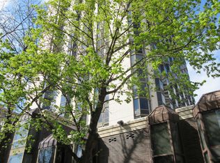 2020 Walnut St APT 24D, Philadelphia, PA 19103