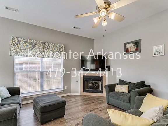 4th image of 3105 Waterleaf Ave