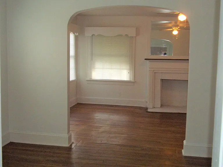 206 Hudson St — Photo 22