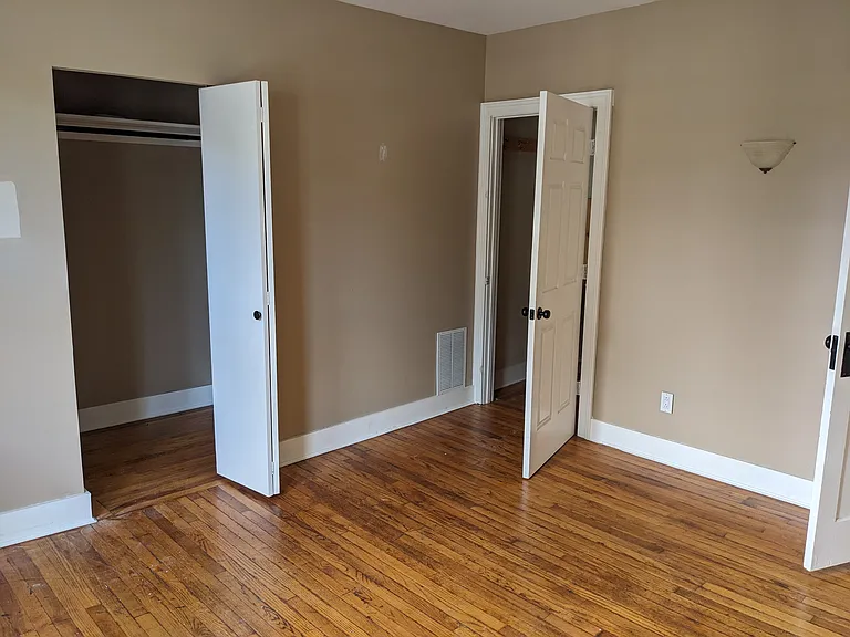 203 Bay St #B — Photo 5
