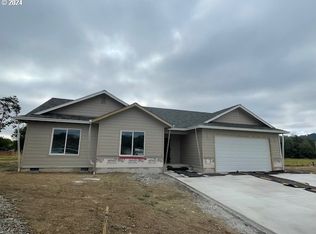 124 Citation Ct, Winston, OR 97496