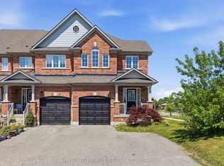 15 McPhail Pl, Hamilton, ON L8B 0R5