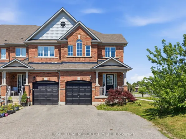 15 McPhail Pl, Hamilton, ON L8B 0R5