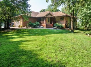 956 160th Ln NE, Ham Lake, MN 55304