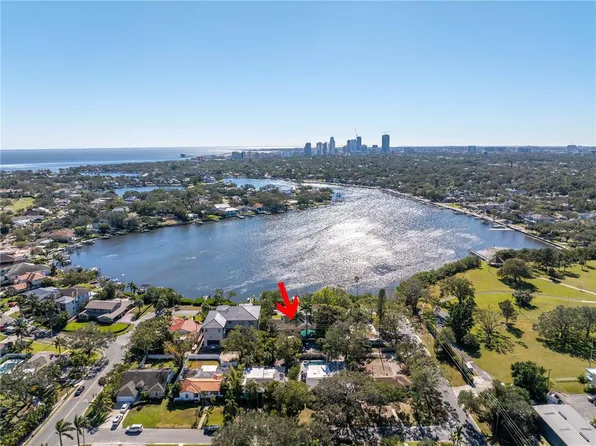323 Coffee Pot Dr NE Lot 8, Saint Petersburg, FL 33704