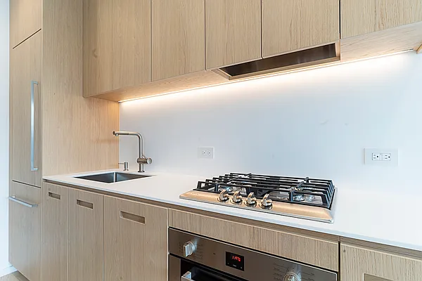 Rented by Compass | media 50