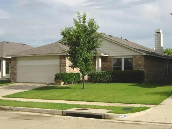 2304 White Oak Dr, Little Elm, TX 75068