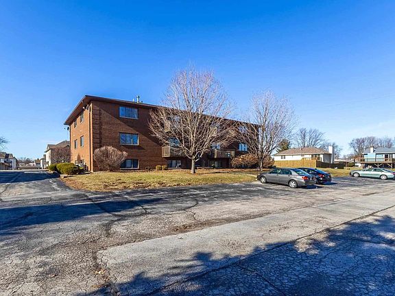 4th image of 4195 Fairview Dr APT 4