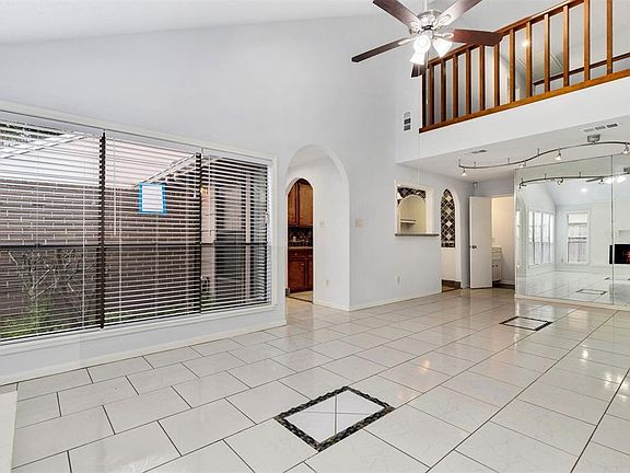 5th image of 2855 Panagard Dr
