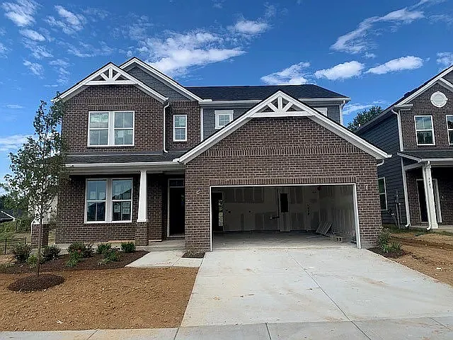 5401 Zinnia Ln E — Photo 1