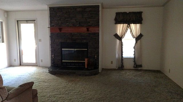 2nd image of 16173 Archie Flowers Rd