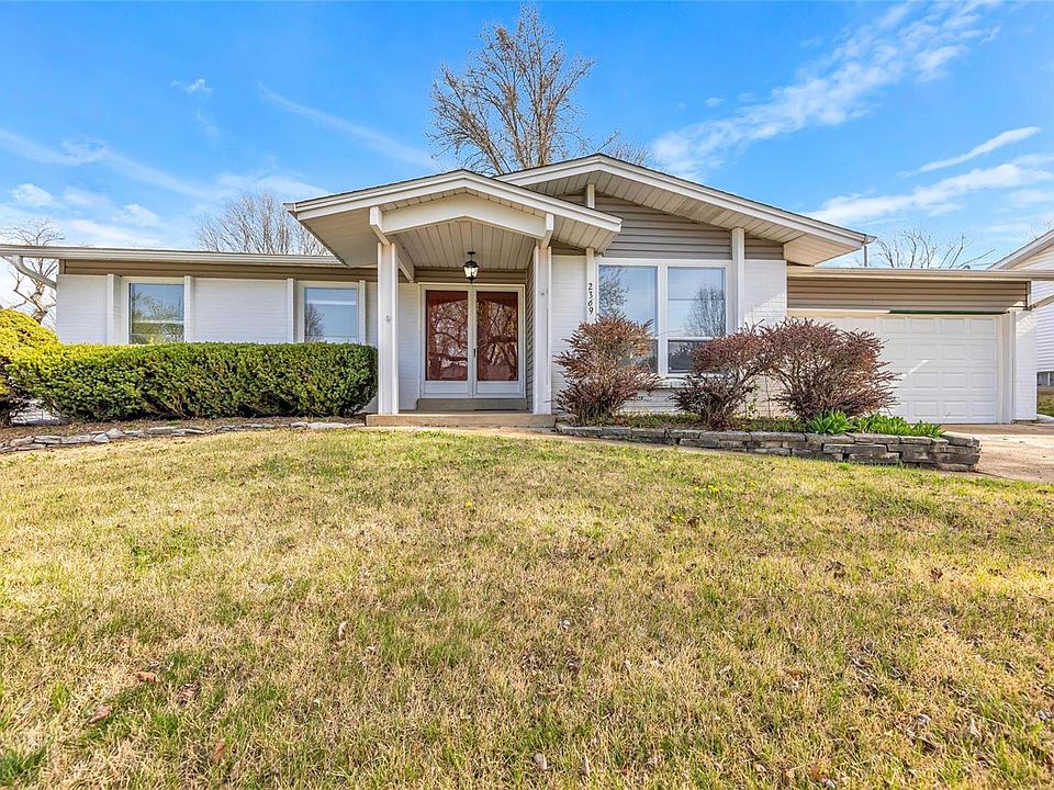 1st image of 2369 La Cuesta Dr