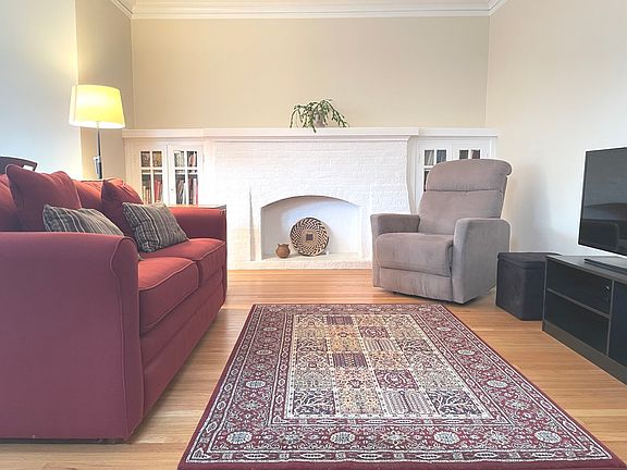 4th image of 2740 N Mildred Ave #3