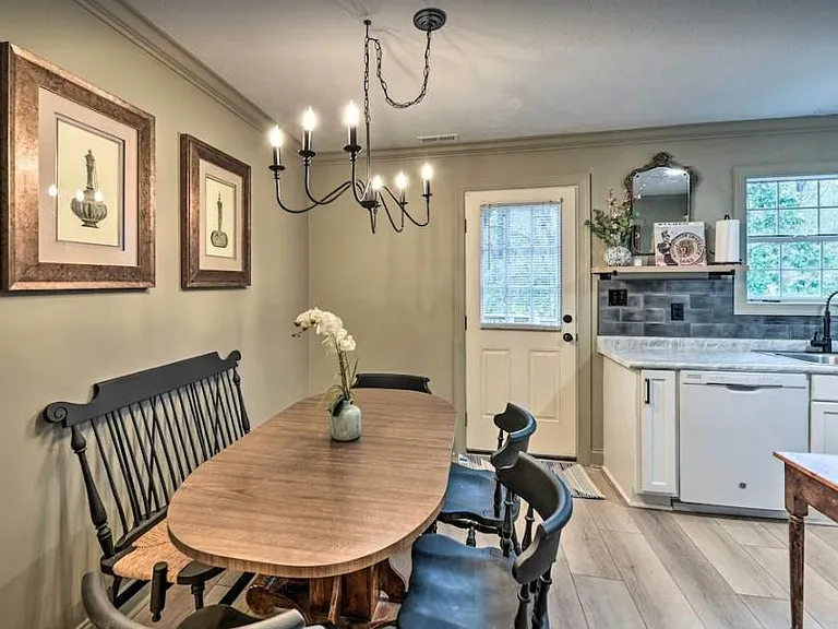 1422 Woodland Dr — Photo 9