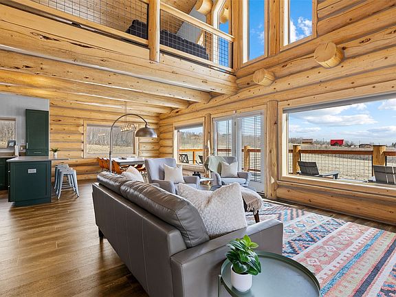 2nd image of 2542 High Creek Rd