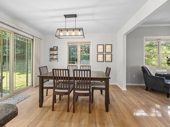 4th image of 1330 Oak Tree COURT