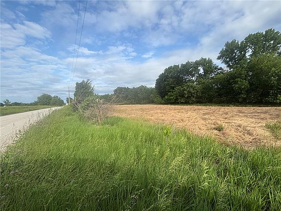 2nd image of 207th Rd