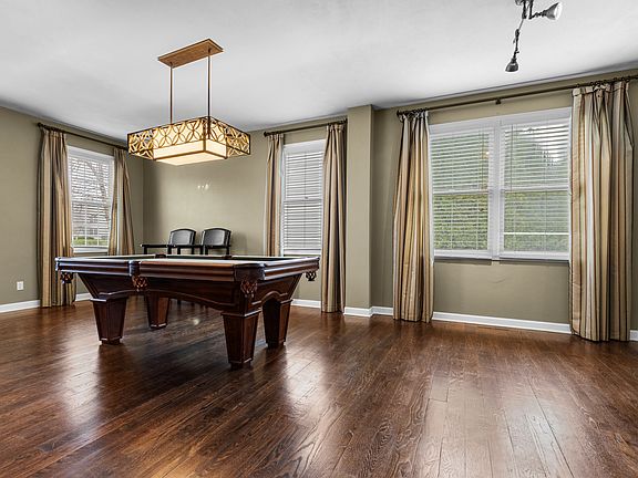 5th image of 8507 Greenport Way
