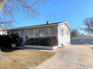 901 Missouri Ave, Mccook, NE 69001