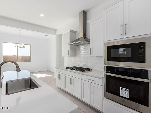 4th image of 18167 W WATKINS Street