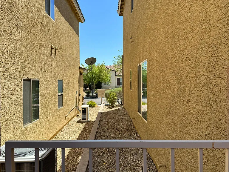 9242 Wittig Ave — Photo 17