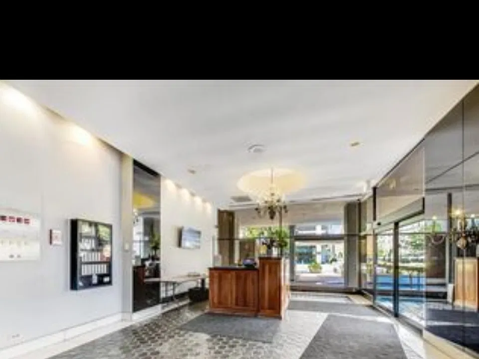 6171 N Sheridan Rd #1508