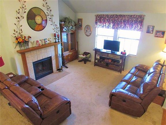 4th image of 3312 Clovermeadow Dr