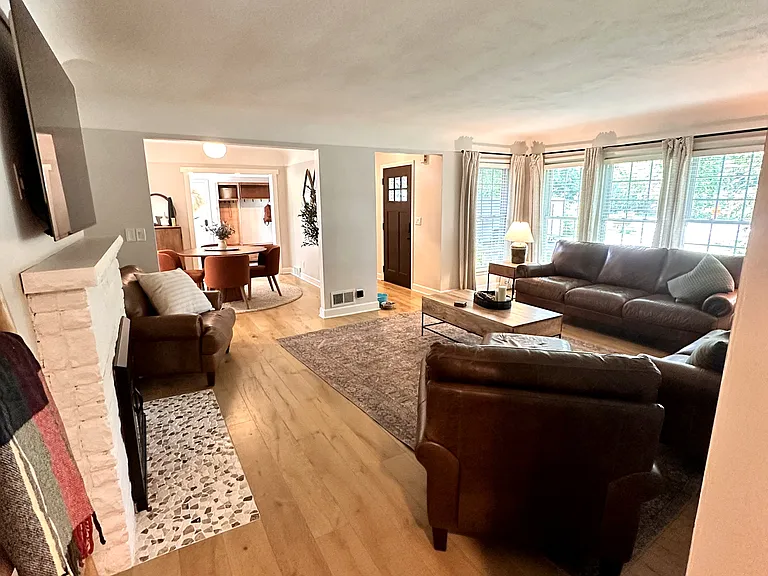 3725 Baker Rd — Photo 12