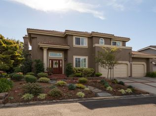 40 Fairway Pl, Half Moon Bay, CA 94019